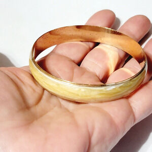 Vintage Avon Bangle Bracelet Gold-tone Enamel Designer Jewelry bn-2